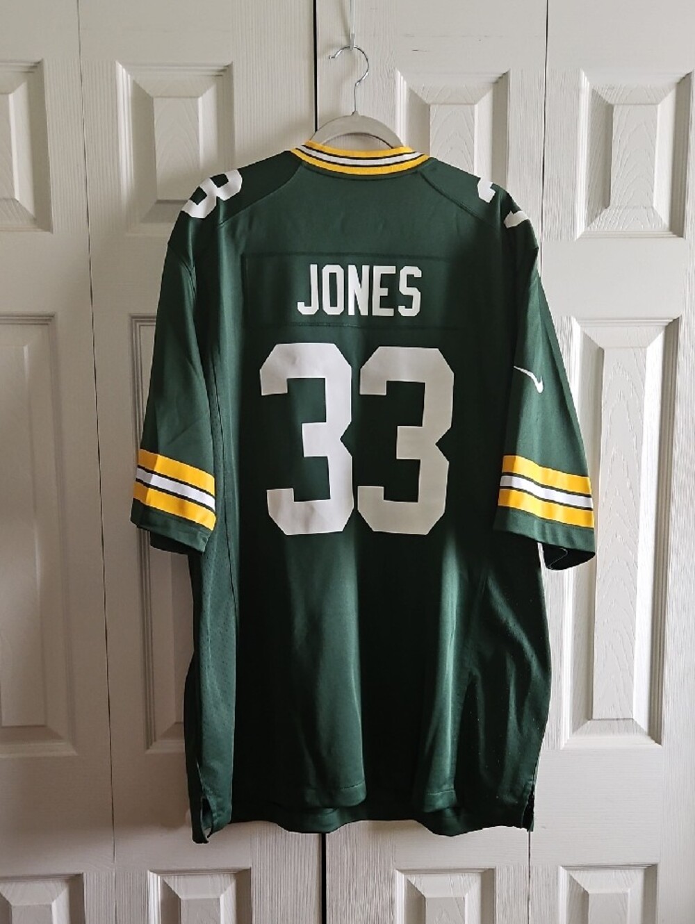 NFL Green Bay Packers #33 Aaron Jones Football Jersey - Picture 4 of 4